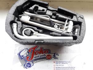 Begagnade Domkraft Seat Ibiza III (6L1) 1.2 12V Pris på förfrågan erbjuds av Autodemontage Joko B.V.