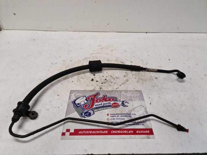 Servostyrningsledning från en Kia Cerato 2.0 CVVT 16V 2006