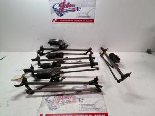 Begagnade Torkarmekanism Opel Calibra 2.0i Pris på förfrågan erbjuds av Autodemontage Joko B.V.