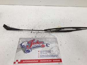 Begagnade Bakre torkararm Opel Calibra 2.0i Pris på förfrågan erbjuds av Autodemontage Joko B.V.