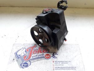 Begagnade Servostyrningspump Peugeot 206 (2A/C/H/J/S) 1.1 XN,XR Pris på förfrågan erbjuds av Autodemontage Joko B.V.