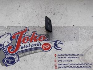 Gebruikte Schakelaar Volkswagen Polo V (6R) 1.2 TDI 12V BlueMotion Prijs op aanvraag aangeboden door Autodemontage Joko B.V.