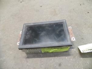 Gebruikte Display Interieur Mitsubishi Pajero Hardtop (V6/7) 3.2 DI-D 16V Long Prijs op aanvraag aangeboden door Autodemontage Joko B.V.