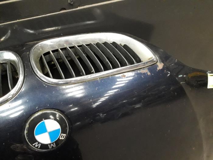 Motorhuv från en BMW 3 serie (E46/4) 318d 16V 2002