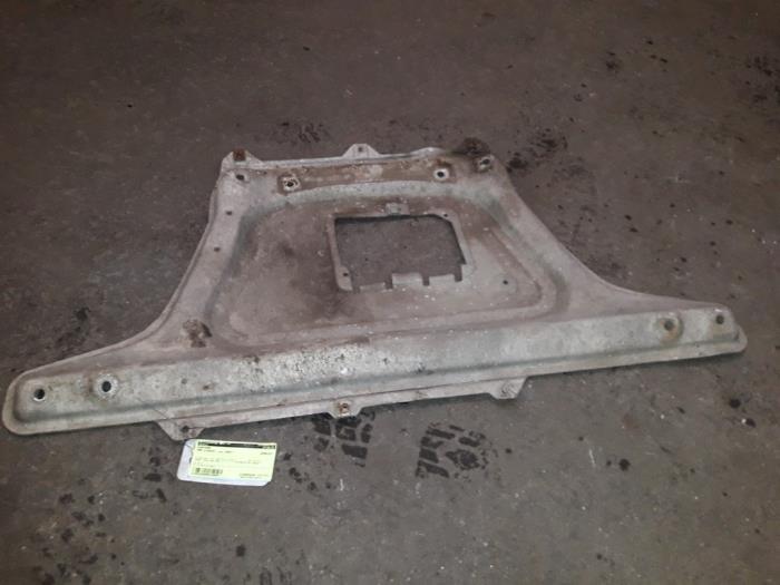 Underram från en BMW 3 serie (E46/4) 318d 16V 2002