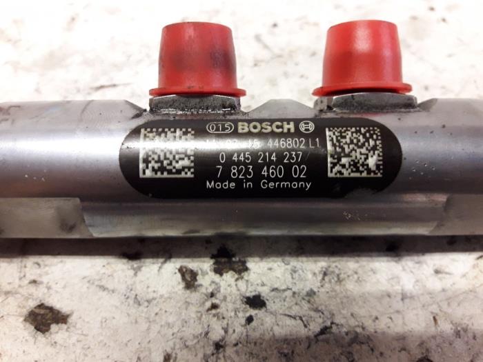 Bränsleinsprutningsmunstycke från en MINI Mini Open (R57) 1.6 Cooper D 16V 2011