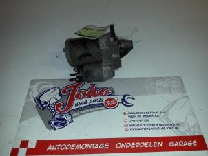 Begagnade Startmotor Renault Clio III (BR/CR) 1.4 16V Pris på förfrågan erbjuds av Autodemontage Joko B.V.