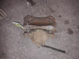 Begagnade Främre bromsok, vänster Cadillac Seville (K-body) 4.6 STS/North Star V8 32V Pris på förfrågan erbjuds av Autodemontage Joko B.V.