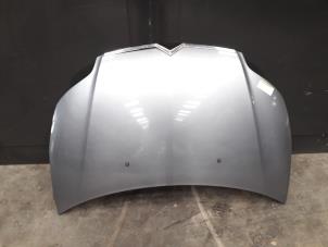 Begagnade Motorhuv Citroen C4 Coupé (LA) 1.6 16V Pris på förfrågan erbjuds av Autodemontage Joko B.V.