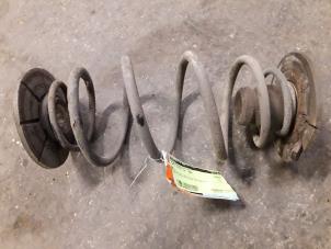 Gebruikte Schroefveer achter Opel Astra G (F08/48) 1.2 16V Prijs op aanvraag aangeboden door Autodemontage Joko B.V.