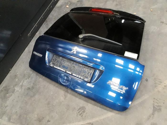 Baklucka från en Peugeot 206 SW (2E/K) 1.4 2005