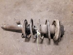 Begagnade Stötdämparstång, höger fram Citroen Xsara Picasso (CH) 1.8 16V Pris på förfrågan erbjuds av Autodemontage Joko B.V.