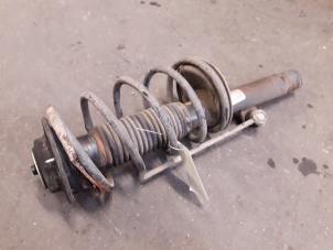 Begagnade Stötdämparstång, höger fram Citroen Xsara Picasso (CH) 2.0 16V Pris på förfrågan erbjuds av Autodemontage Joko B.V.