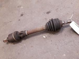 Begagnade Drivaxel, vänster fram Citroen Xsara Picasso (CH) 2.0 16V Pris på förfrågan erbjuds av Autodemontage Joko B.V.