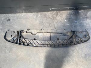 Gebruikte Beschermplaat bodem Renault Kangoo Express (FW) 1.5 dCi 75 Prijs op aanvraag aangeboden door Autodemontage Joko B.V.