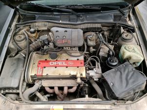 Używane Silnik Opel Calibra 2.0i 16V Cena € 1.750,00 Procedura marży oferowane przez Autodemontage Joko B.V.