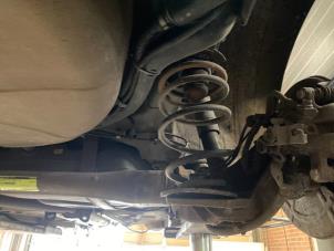 Gebruikte Schroefveer achter Opel Astra H GTC (L08) 1.8 16V Prijs op aanvraag aangeboden door Autodemontage Joko B.V.