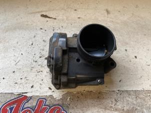 Gebruikte Gasklephuis Peugeot 207/207+ (WA/WC/WM) 1.6 16V VTRi Prijs op aanvraag aangeboden door Autodemontage Joko B.V.