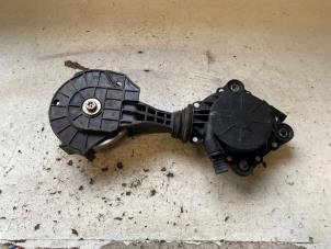 Gebruikte Spanrol Multiriem Peugeot 207/207+ (WA/WC/WM) 1.6 16V VTRi Prijs op aanvraag aangeboden door Autodemontage Joko B.V.