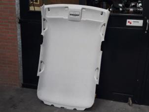 Gebruikte Hemelbekleding Volkswagen Polo IV (9N1/2/3) 1.2 Prijs op aanvraag aangeboden door Autodemontage Joko B.V.