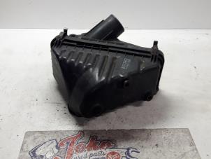 Gebruikte Luchtfilterhuis Toyota Starlet (EP8/NP8) 1.3 Friend,XLi 12V Prijs op aanvraag aangeboden door Autodemontage Joko B.V.