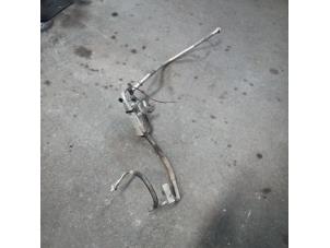 Gebruikte Airco Leiding Ford Fiesta 5 (JD/JH) 1.4 16V Prijs op aanvraag aangeboden door Autodemontage Joko B.V.