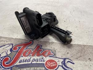 Begagnade Fördelare BMW 1 serie (F20) 118d 2.0 16V Pris på förfrågan erbjuds av Autodemontage Joko B.V.