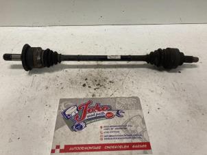 Begagnade Drivaxel, höger bak BMW 1 serie (F20) 118d 2.0 16V Pris på förfrågan erbjuds av Autodemontage Joko B.V.