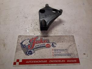 Begagnade Motorfäste BMW 1 serie (F20) 118d 2.0 16V Pris på förfrågan erbjuds av Autodemontage Joko B.V.