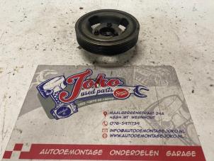 Gebruikte Poelie Krukas Peugeot 207/207+ (WA/WC/WM) 1.6 16V VTRi Prijs op aanvraag aangeboden door Autodemontage Joko B.V.