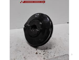 Begagnade Bromsservo Volkswagen Jetta III (1K2) 1.6 Pris på förfrågan erbjuds av Autodemontage Joko B.V.