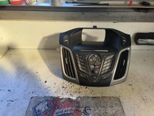 Begagnade Kontrollenhet, multimedia Ford Focus 3 1.6 TDCi 95 Pris på förfrågan erbjuds av Autodemontage Joko B.V.