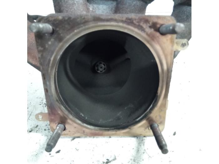 Avgasgrenrör från en Citroën C2 (JM) 1.1 2004