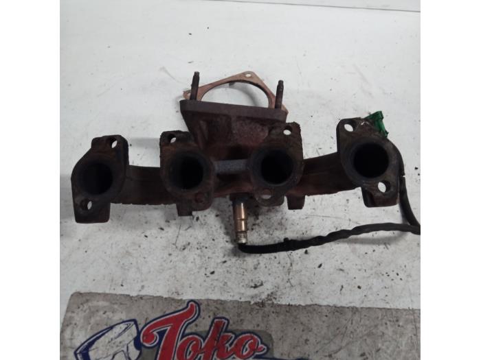 Avgasgrenrör från en Citroën C2 (JM) 1.1 2004