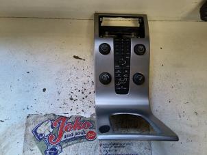Begagnade Radiokontrollpanel Volvo V50 (MW) 2.4i 20V Pris på förfrågan erbjuds av Autodemontage Joko B.V.