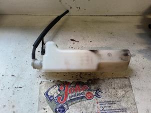 Begagnade Expansionskärl Daihatsu Terios (J2) 1.5 16V DVVT 4x2 Euro 4 Pris på förfrågan erbjuds av Autodemontage Joko B.V.