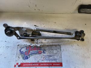 Begagnade Torkarmekanism Daihatsu Terios (J2) 1.5 16V DVVT 4x2 Euro 4 Pris på förfrågan erbjuds av Autodemontage Joko B.V.