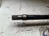 Drivaxel, höger fram från en Opel Zafira (M75) 2.2 16V Direct Ecotec 2008