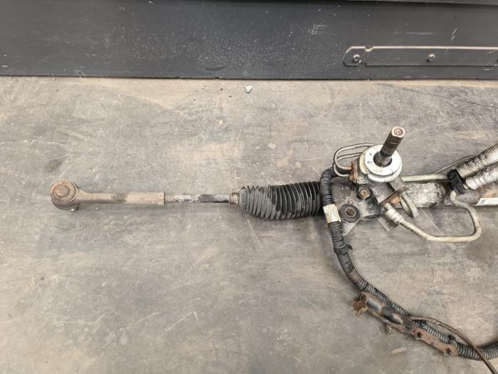 Servostyrningsbox från en Opel Zafira (M75) 2.2 16V Direct Ecotec 2008