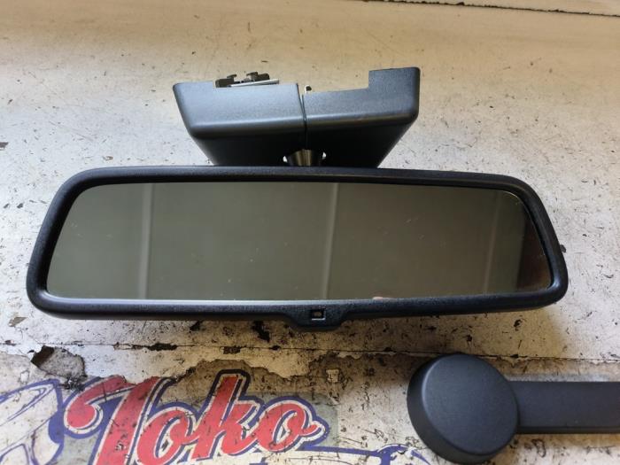 Backspegel från en Opel Zafira (M75) 2.2 16V Direct Ecotec 2008
