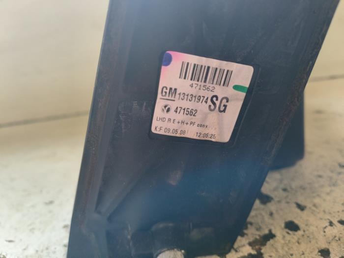 Skärmspegel, höger från en Opel Zafira (M75) 2.2 16V Direct Ecotec 2008