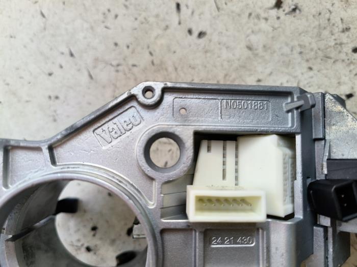 Cylinderlåsuppsättning (komplett) från en Opel Zafira (M75) 2.2 16V Direct Ecotec 2008