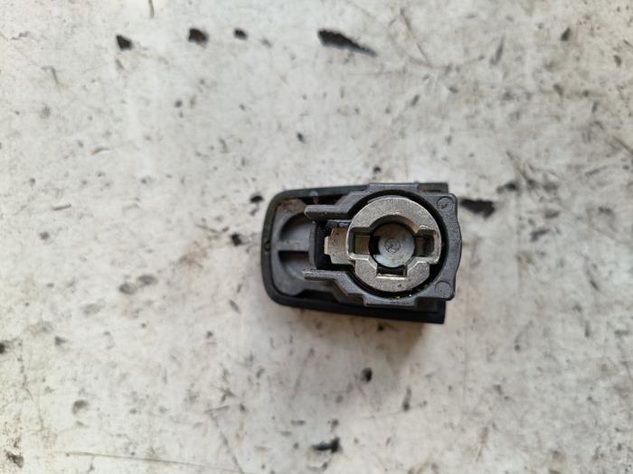 Cylinderlåsuppsättning (komplett) från en Opel Zafira (M75) 2.2 16V Direct Ecotec 2008