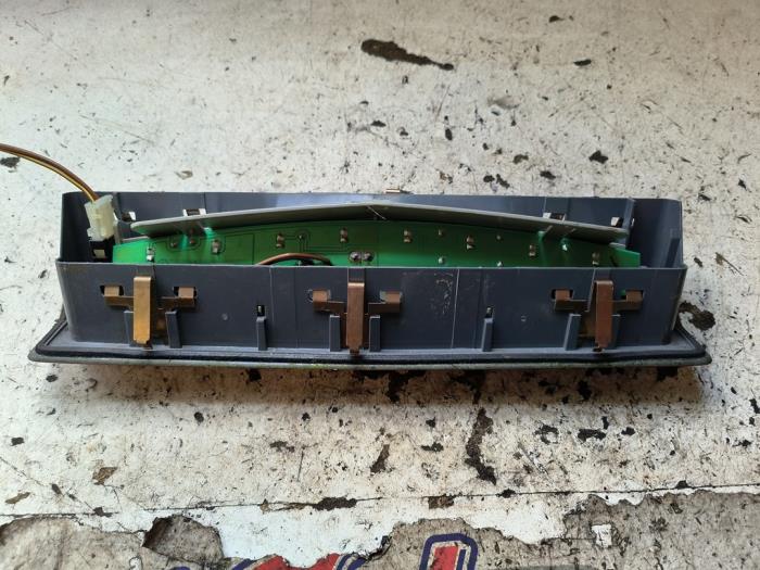 Tredje bromsljus från en Opel Zafira (M75) 2.2 16V Direct Ecotec 2008