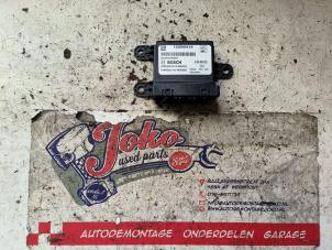 Begagnade PDC-modul Opel Zafira (M75) 2.2 16V Direct Ecotec Pris på förfrågan erbjuds av Autodemontage Joko B.V.