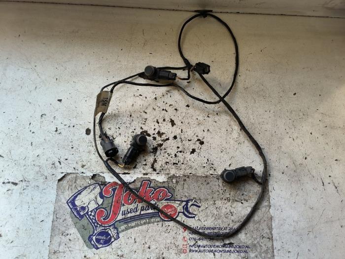 Parkeringssensor från en Opel Zafira (M75) 2.2 16V Direct Ecotec 2008