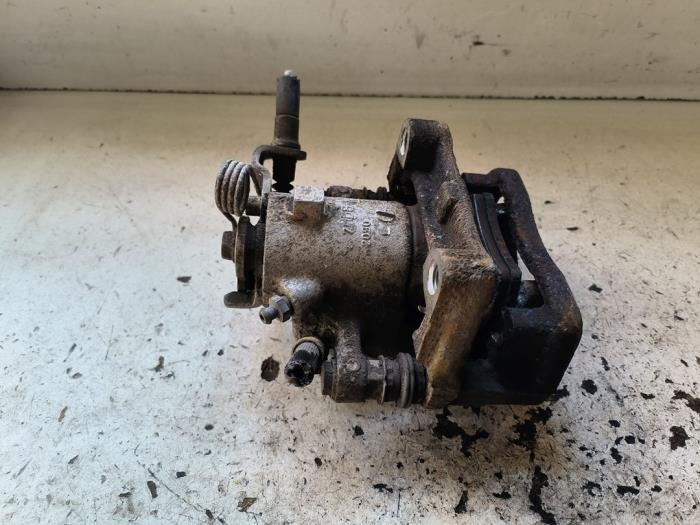 Bakre bromsok, höger från en Opel Zafira (M75) 2.2 16V Direct Ecotec 2008