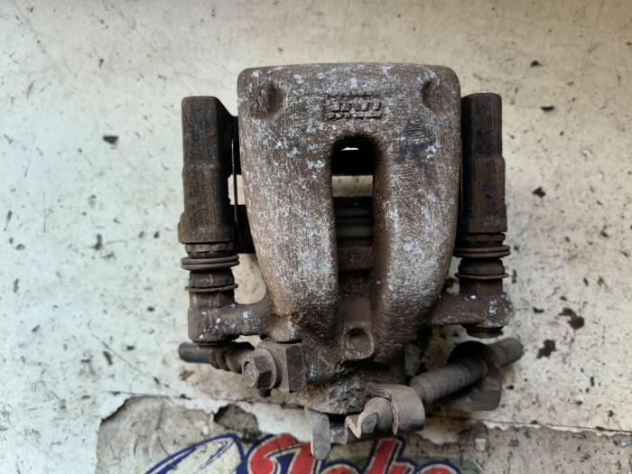 Bakre bromsok, höger från en Opel Zafira (M75) 2.2 16V Direct Ecotec 2008