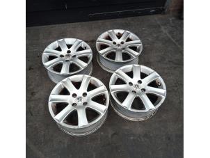 Begagnade Sporthjulsuppsättning Peugeot 207 SW (WE/WU) 1.6 16V Pris på förfrågan erbjuds av Autodemontage Joko B.V.