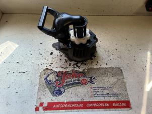 Begagnade Lyftmekanism, reservhjul Renault Clio III (BR/CR) 1.5 dCi FAP Pris på förfrågan erbjuds av Autodemontage Joko B.V.